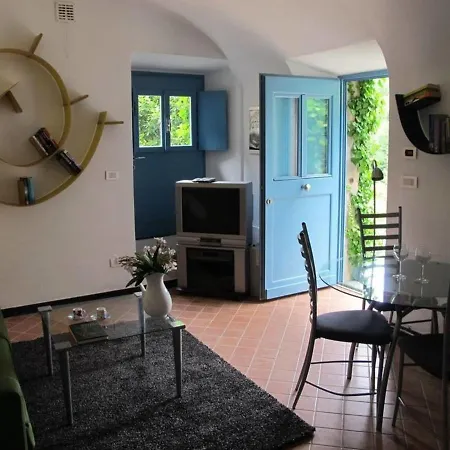 Bella Vista In Medieval Area